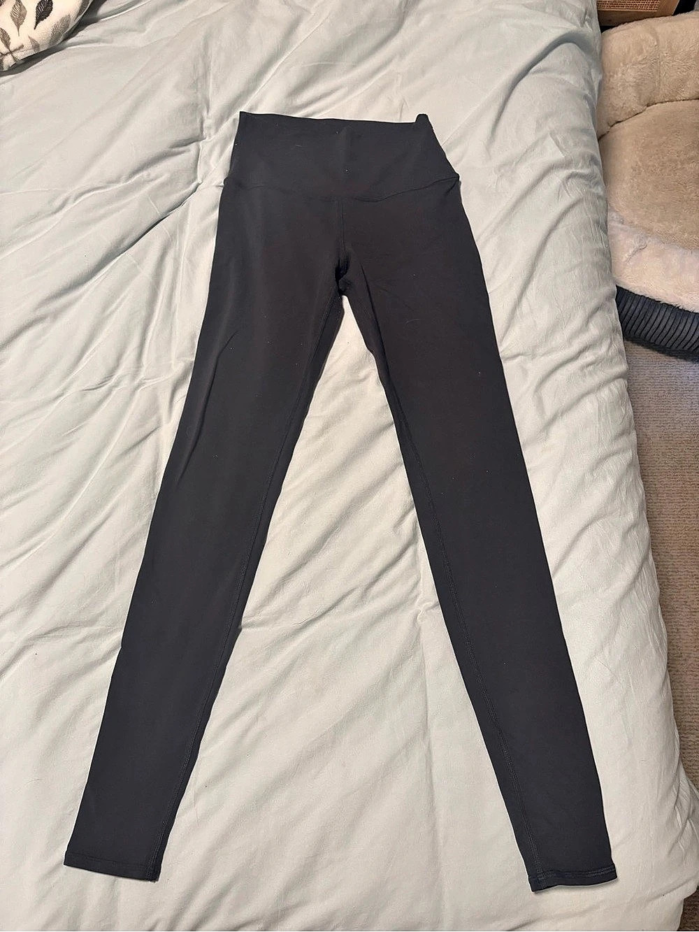 Alo Women's Grey Leggings Like New